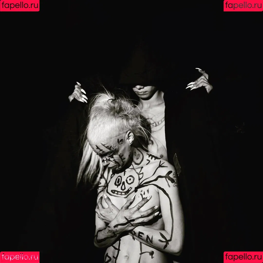 Yolandi Visser Onlyfans Photo Gallery 