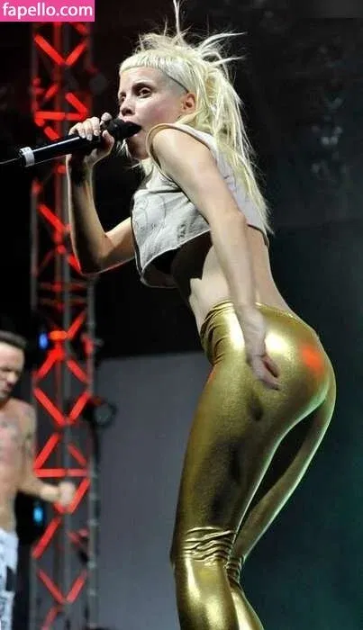 Yolandi Visser Onlyfans Photo Gallery 