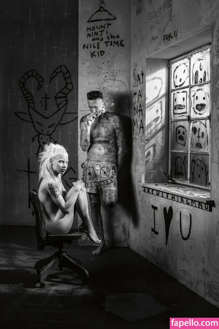 Yolandi Visser Onlyfans Photo Gallery 