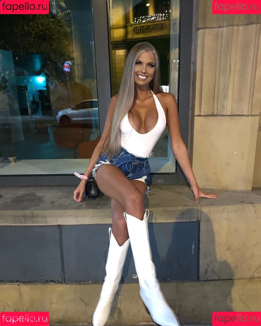 Sylvijaa Onlyfans Photo Gallery 