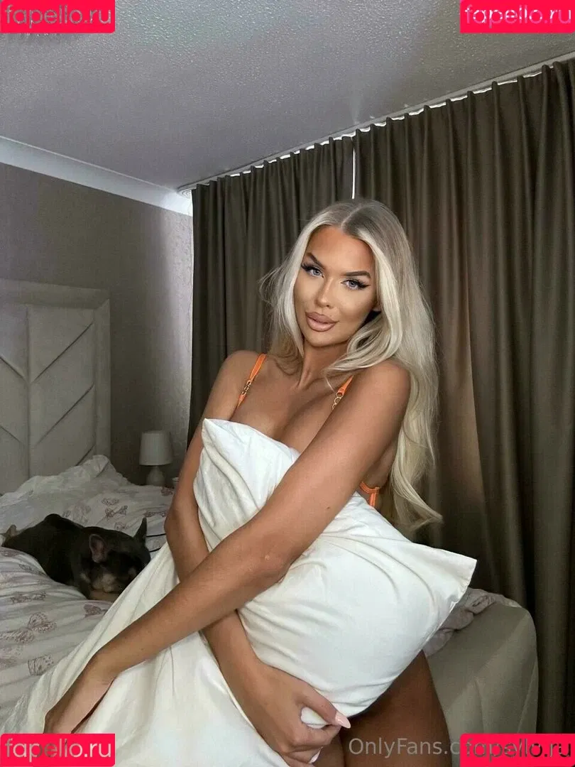Sylvijaa Onlyfans Photo Gallery 