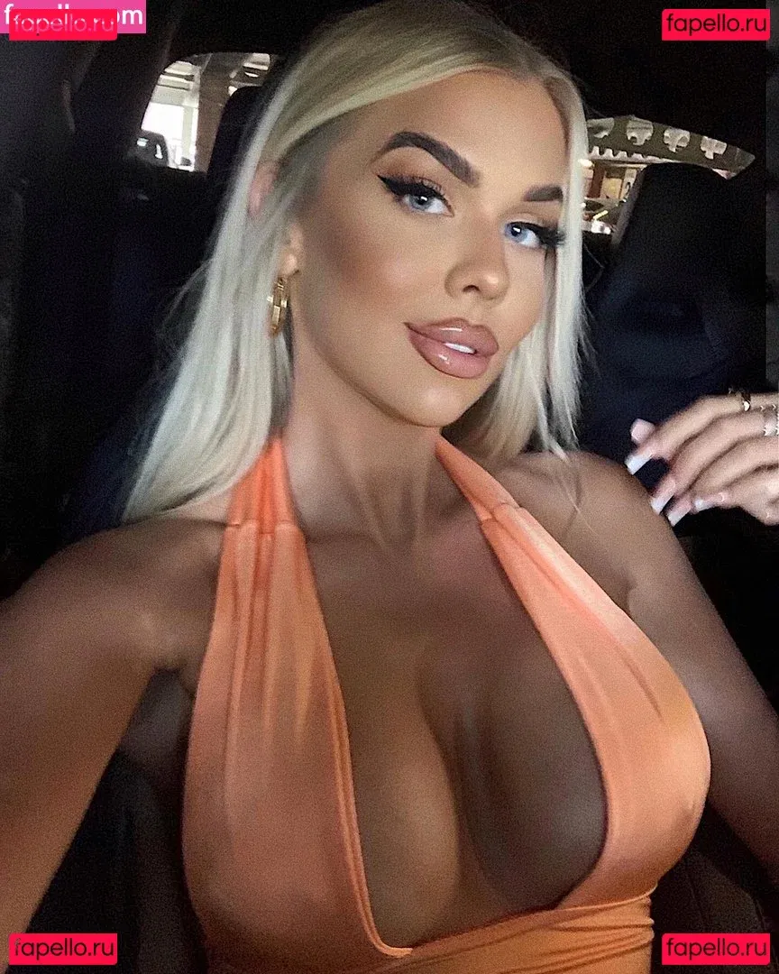 Sylvijaa Onlyfans Photo Gallery 