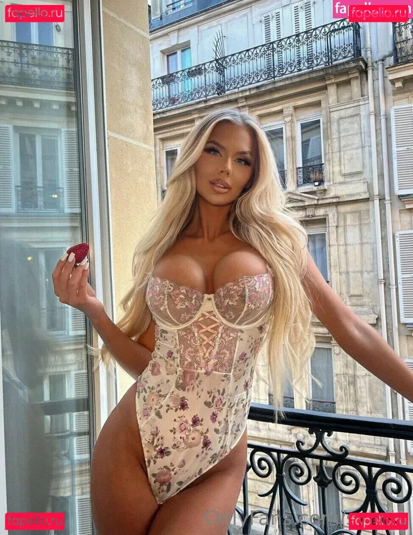 Sylvijaa Onlyfans Photo Gallery 