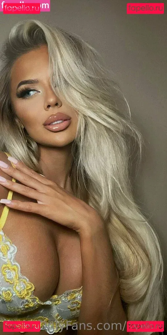 Sylvijaa Onlyfans Photo Gallery 