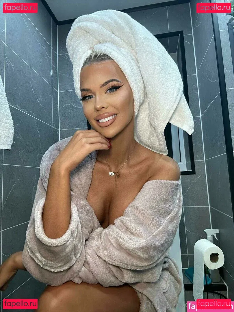 Sylvijaa Onlyfans Photo Gallery 