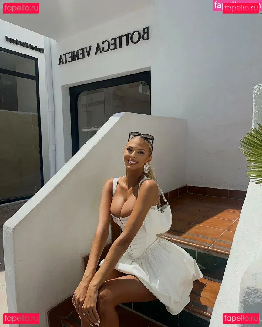 Sylvijaa Onlyfans Photo Gallery 