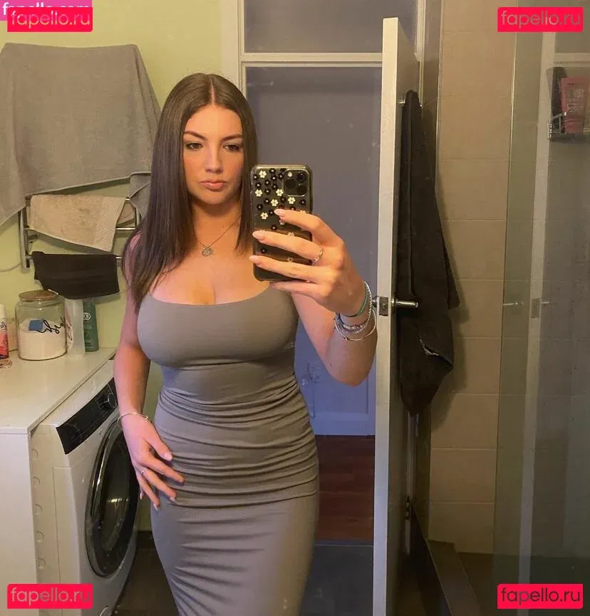 Tara Monaghan Onlyfans Photo Gallery 