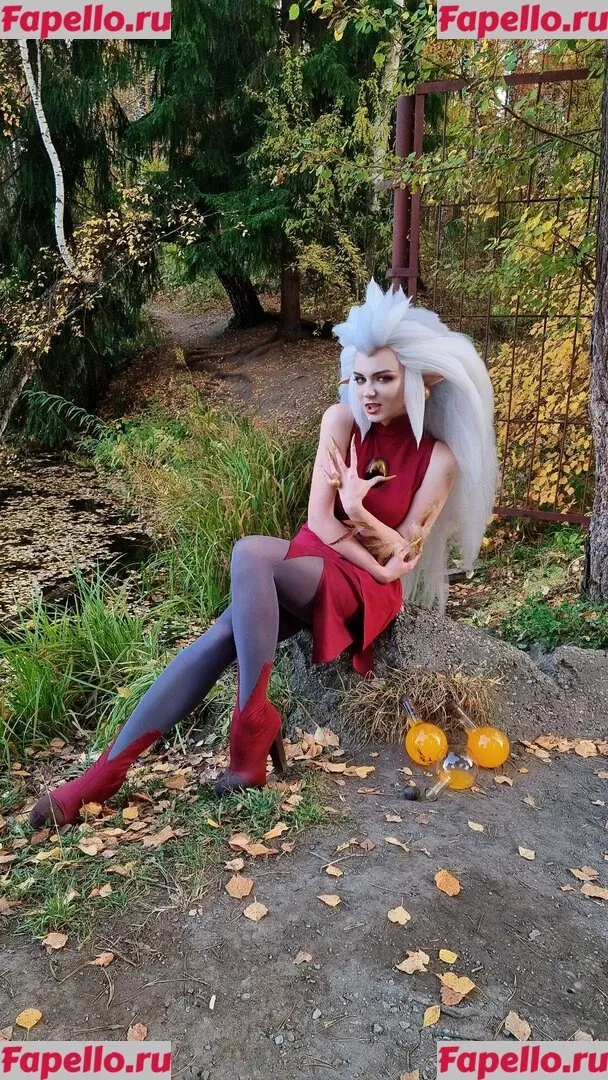 AGflower Cosplay Onlyfans Photo Gallery 