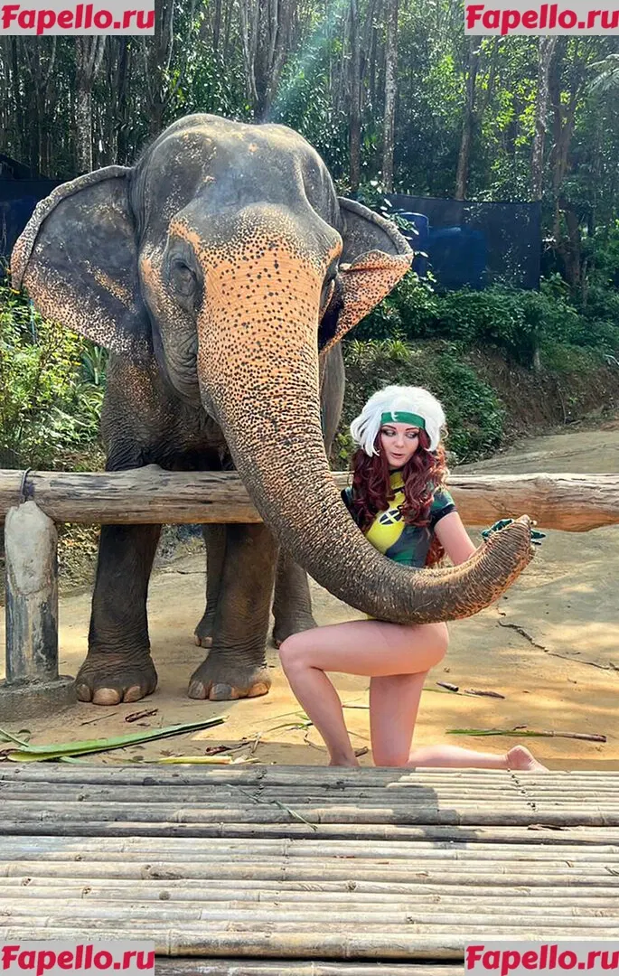AGflower Cosplay Onlyfans Photo Gallery 