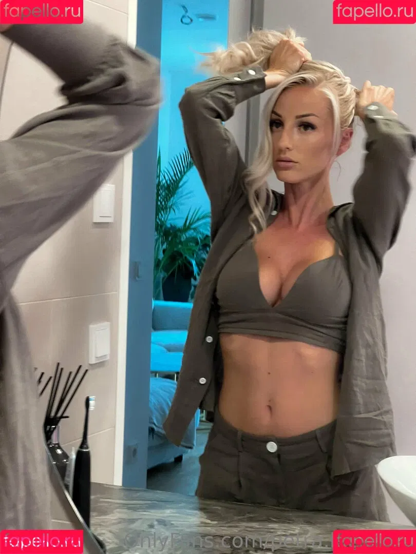 Petra Löscher Onlyfans Photo Gallery 