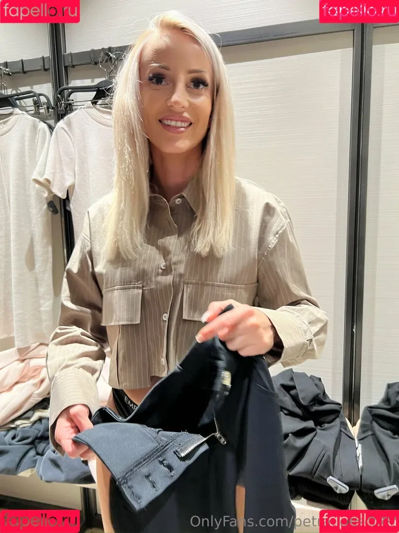 Petra Löscher Onlyfans Photo Gallery 