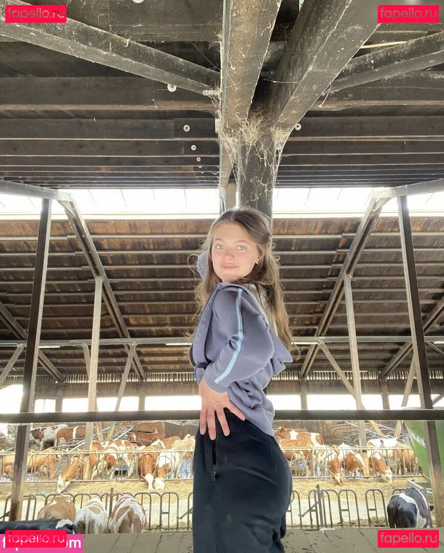 Lena Hummel Onlyfans Photo Gallery 