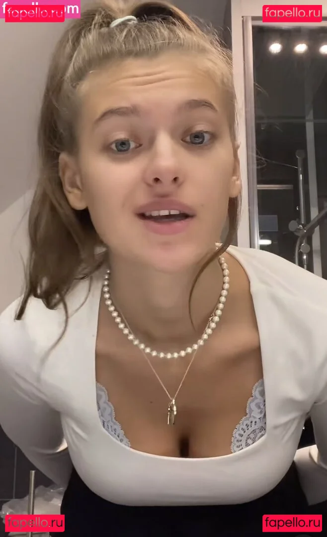 Lena Hummel Onlyfans Photo Gallery 