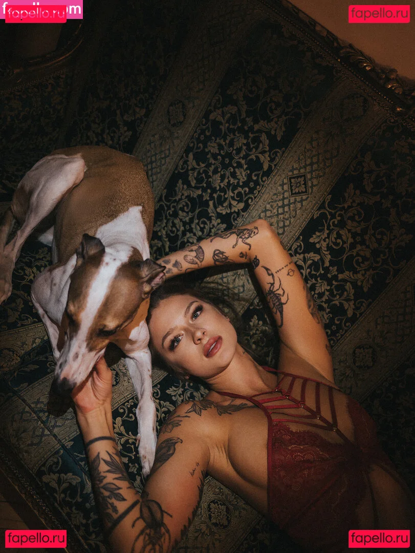 Sashenka Alexander Onlyfans Photo Gallery 