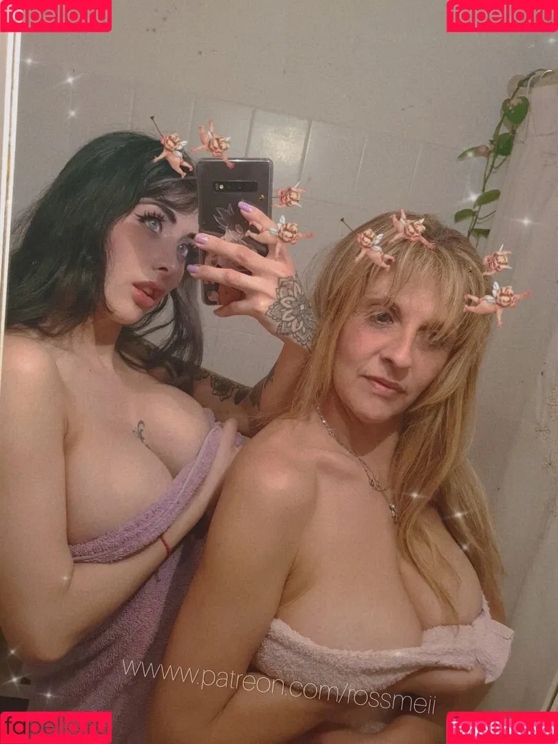 RossMeii Onlyfans Photo Gallery 