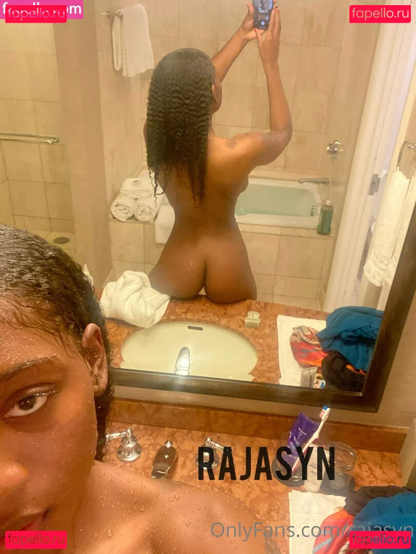 RossMeii Onlyfans Photo Gallery 