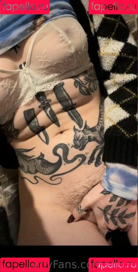 IvyElf Onlyfans Photo Gallery 