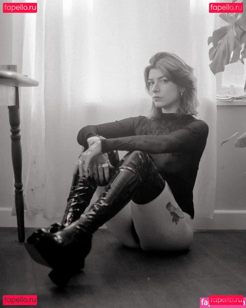 IvyElf Onlyfans Photo Gallery 