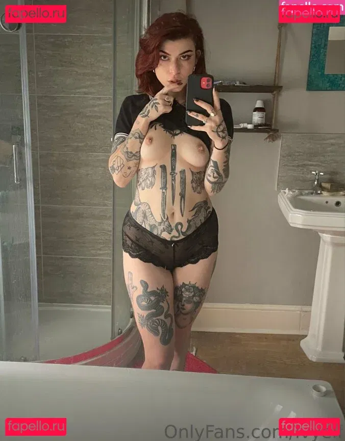 IvyElf Onlyfans Photo Gallery 