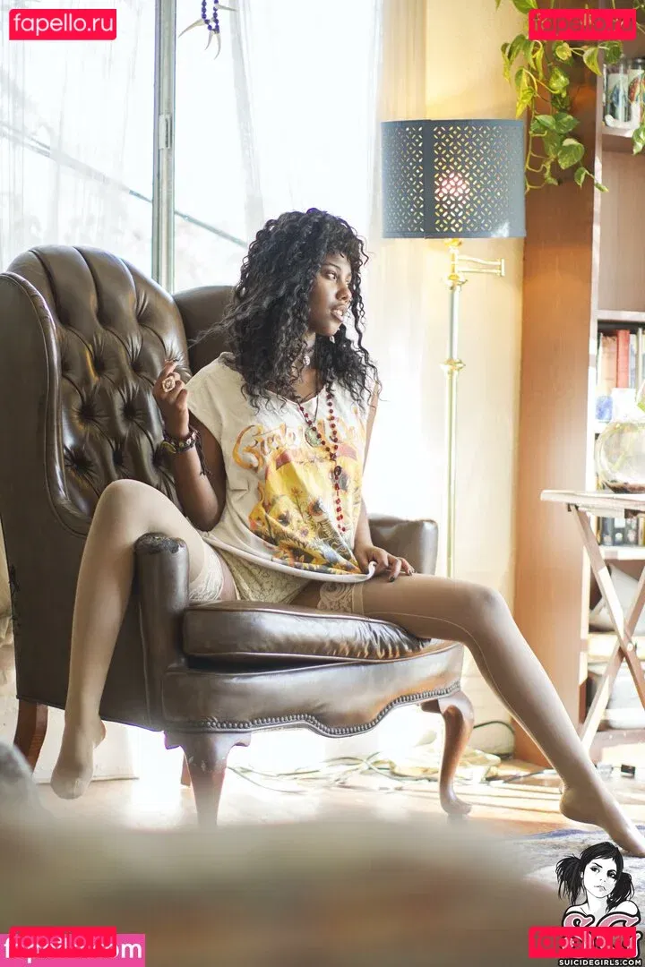 Daizy Cooper Onlyfans Photo Gallery 