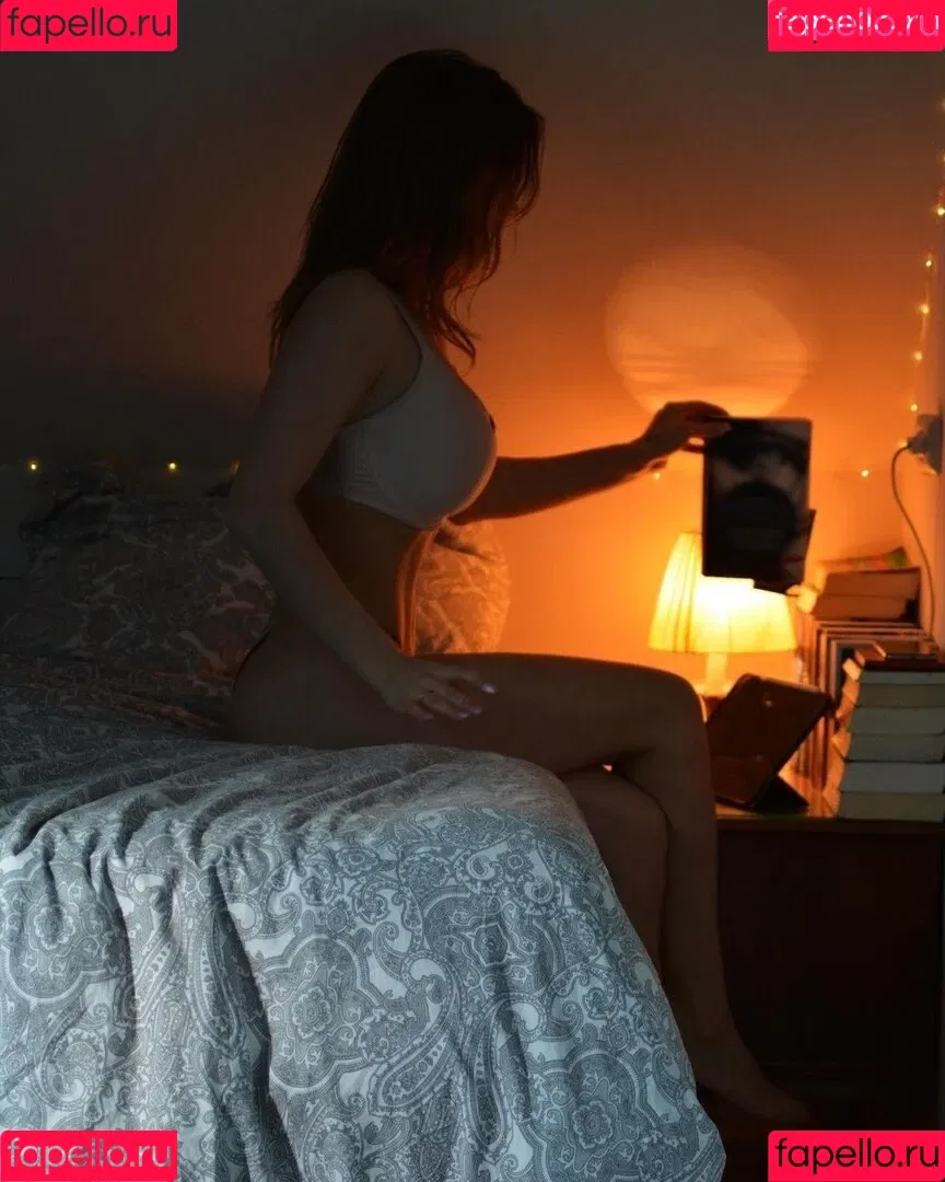 Anna Arevalo Onlyfans Photo Gallery 