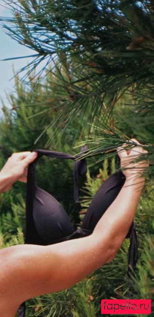 Anna Arevalo Onlyfans Photo Gallery 