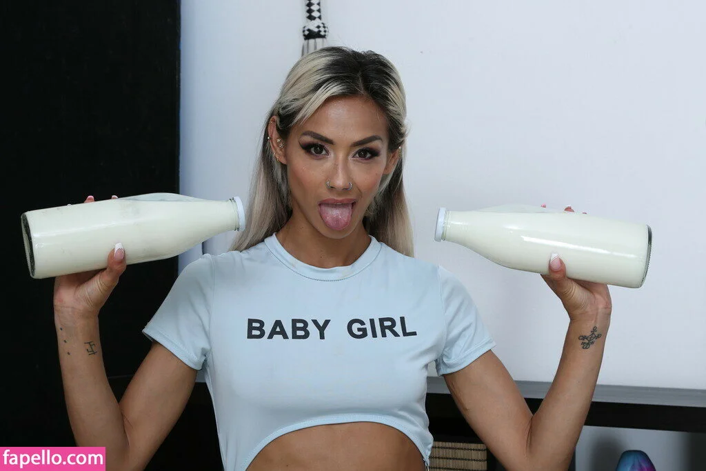 Veronica Leal Onlyfans Photo Gallery 