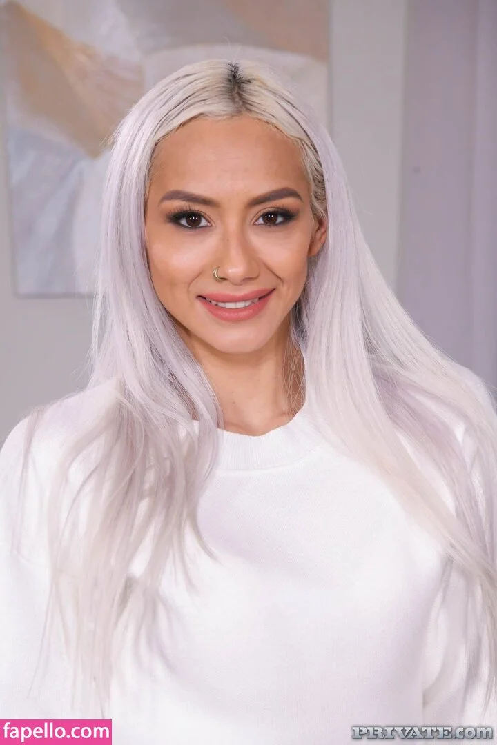 Veronica Leal Onlyfans Photo Gallery 