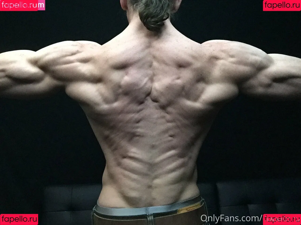 cbadonis Onlyfans Photo Gallery 