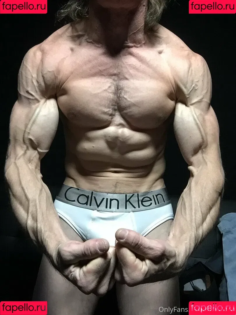 cbadonis Onlyfans Photo Gallery 