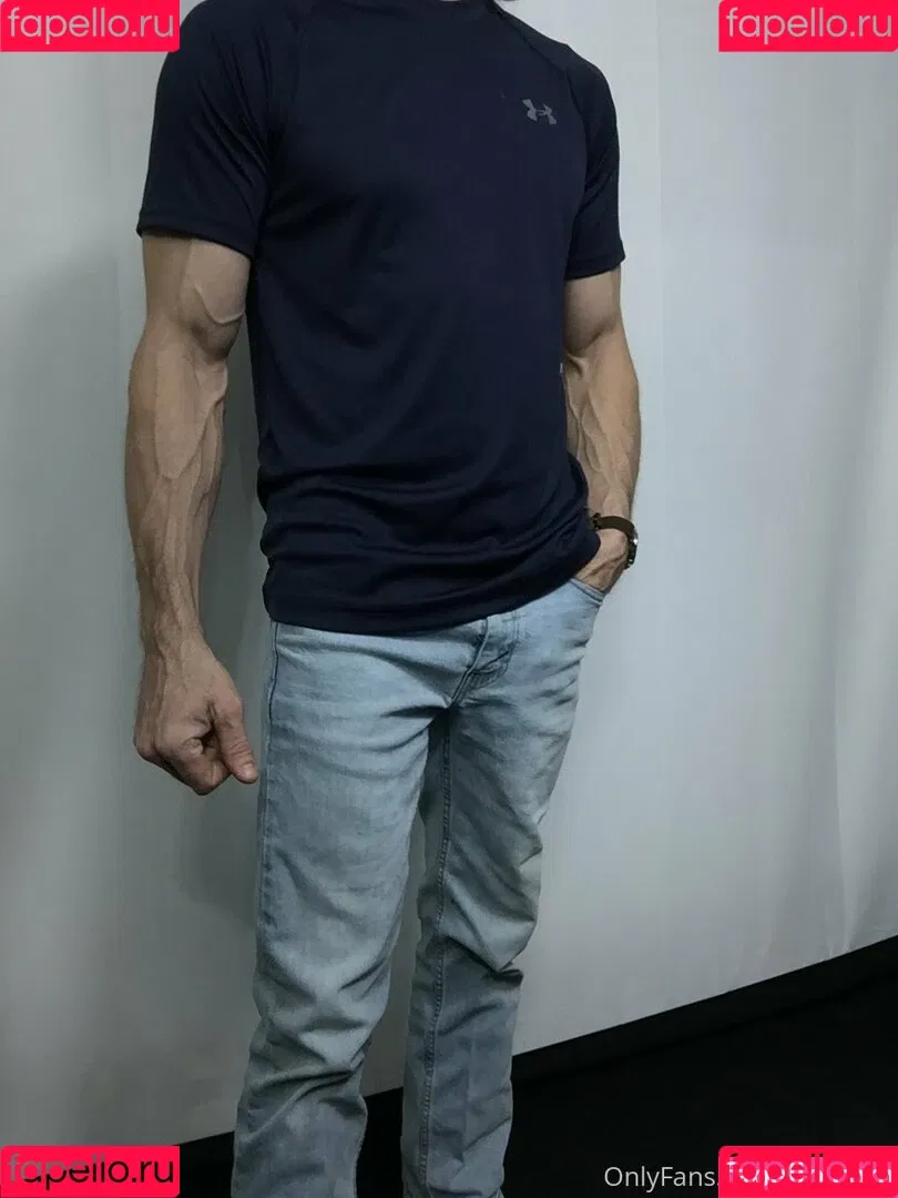 cbadonis Onlyfans Photo Gallery 