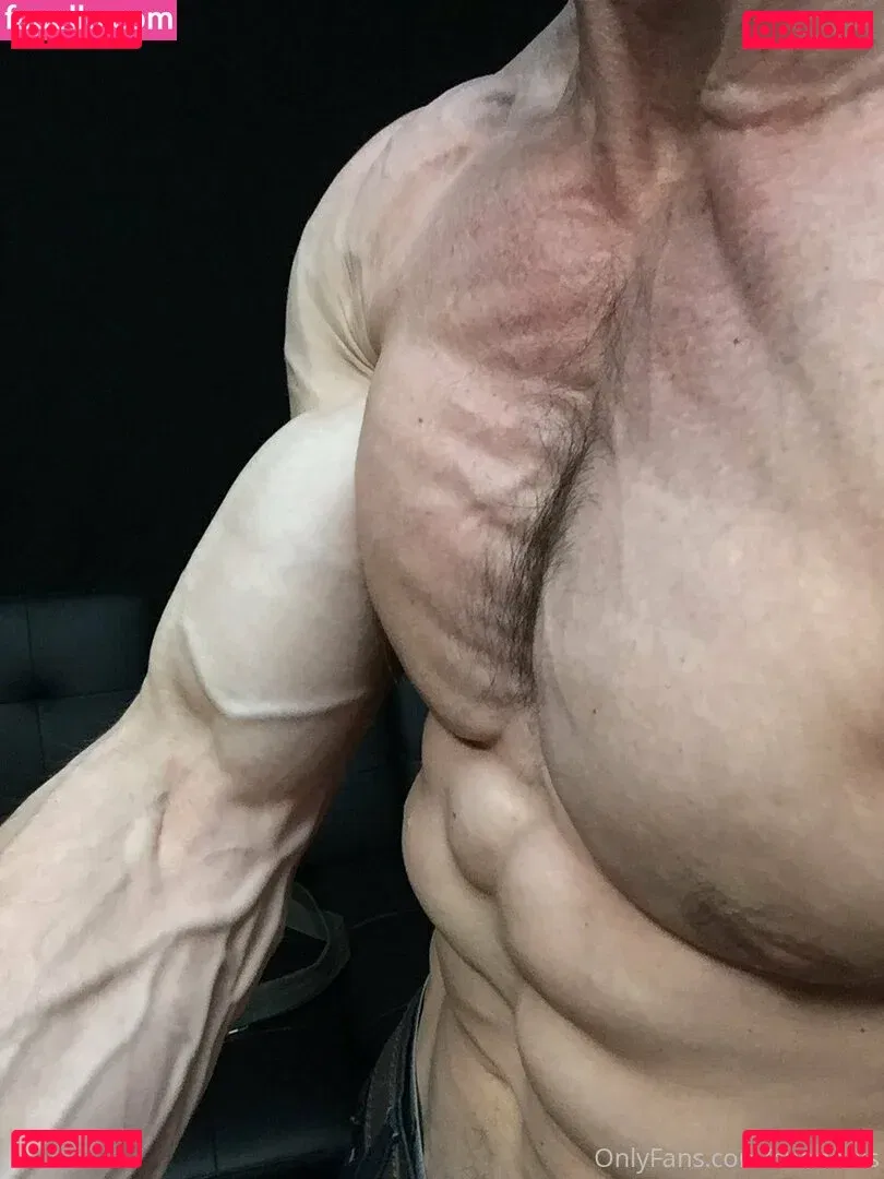 cbadonis Onlyfans Photo Gallery 