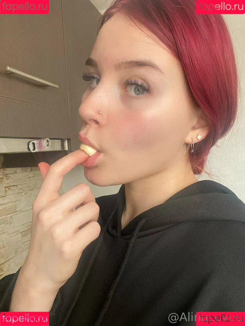 alinalovee_free Onlyfans Photo Gallery 