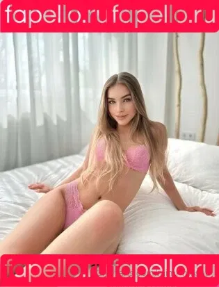 mimi_masha Onlyfans Photo Gallery 