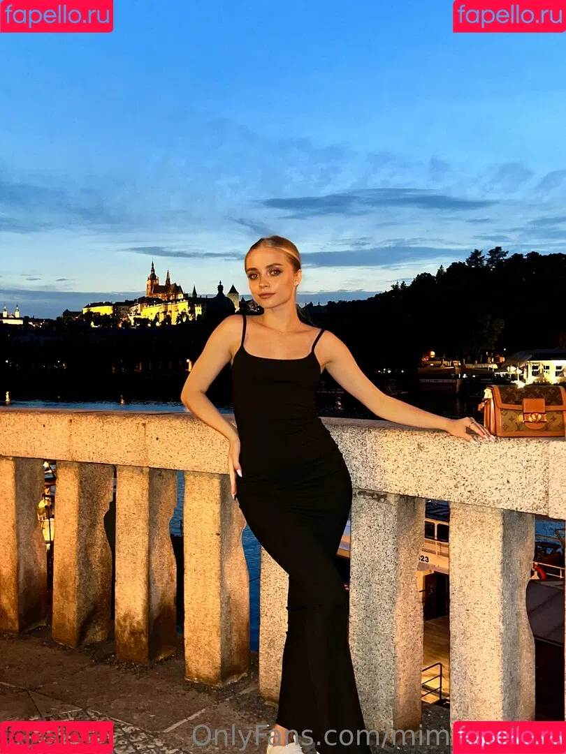 mimi_masha Onlyfans Photo Gallery 