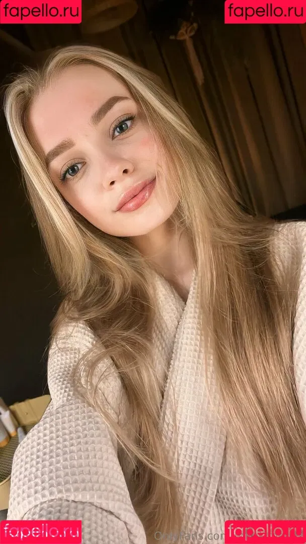 mimi_masha Onlyfans Photo Gallery 