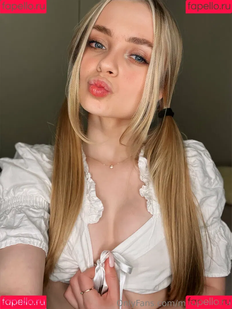 mimi_masha Onlyfans Photo Gallery 