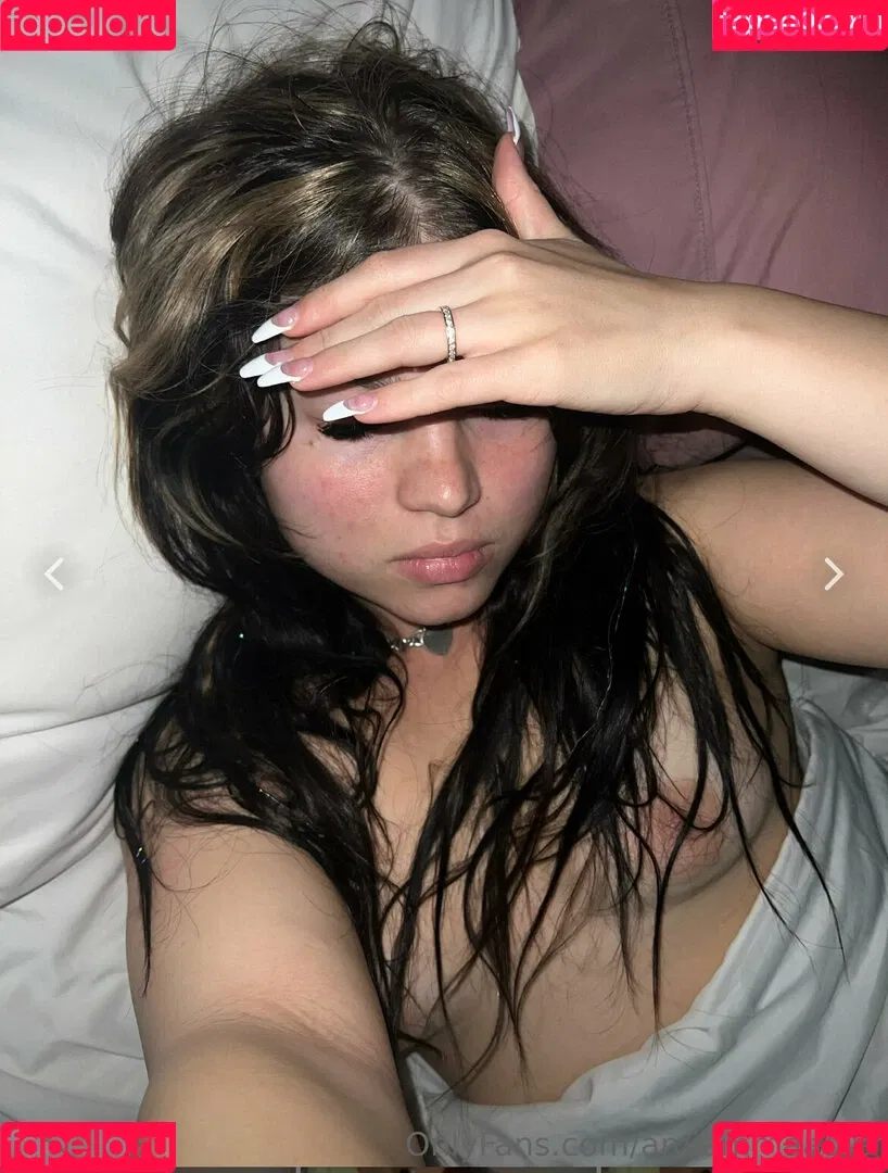 amiemmaadler Onlyfans Photo Gallery 