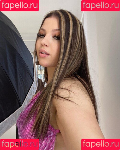 amiemmaadler Onlyfans Photo Gallery 