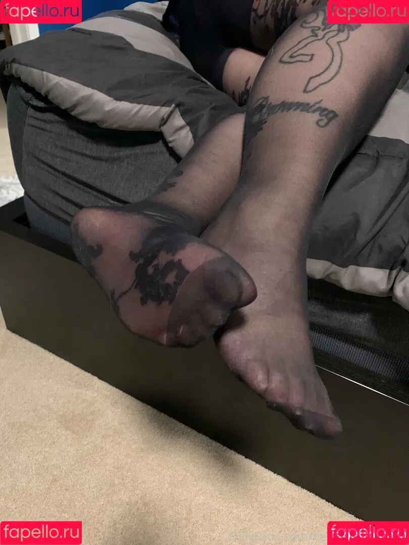 hernylonfeetfree Onlyfans Photo Gallery 