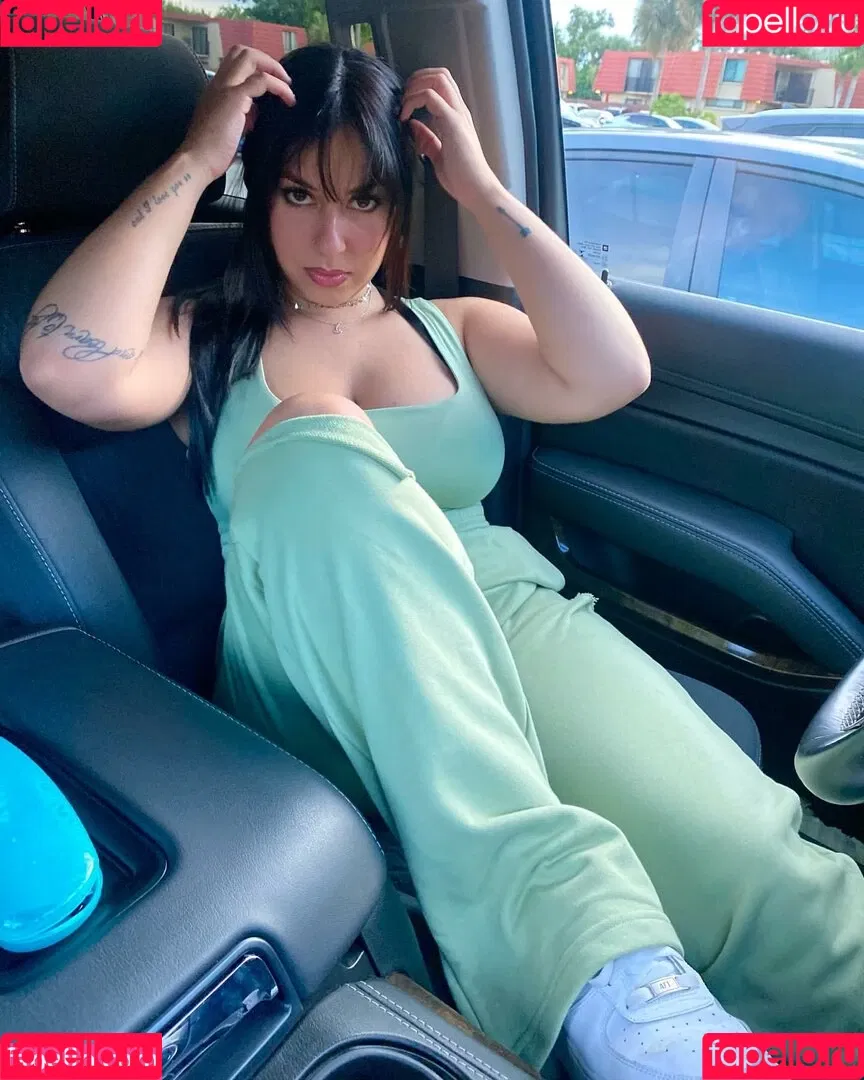 Larissa Cambusano Onlyfans Photo Gallery 