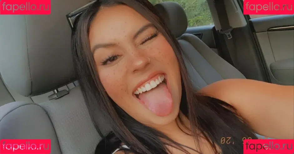 Larissa Cambusano Onlyfans Photo Gallery 