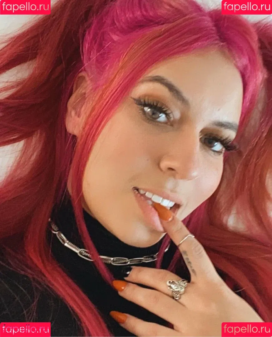 Larissa Cambusano Onlyfans Photo Gallery 