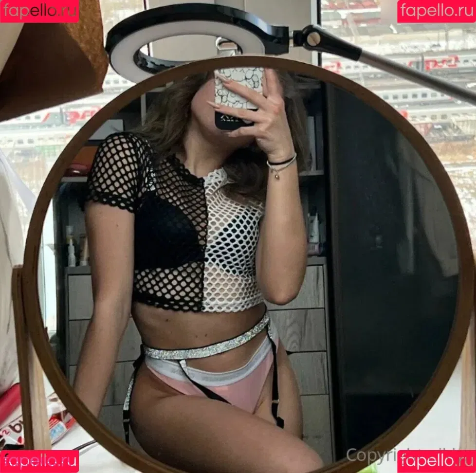 Nikly Onlyfans Photo Gallery 