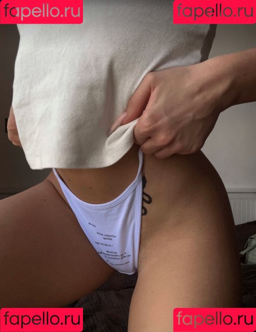 Nikly Onlyfans Photo Gallery 