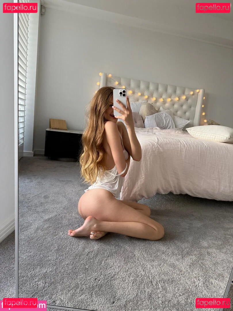 Mila Sobolov Onlyfans Photo Gallery 