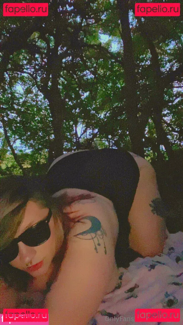 uwu.yor Onlyfans Photo Gallery 