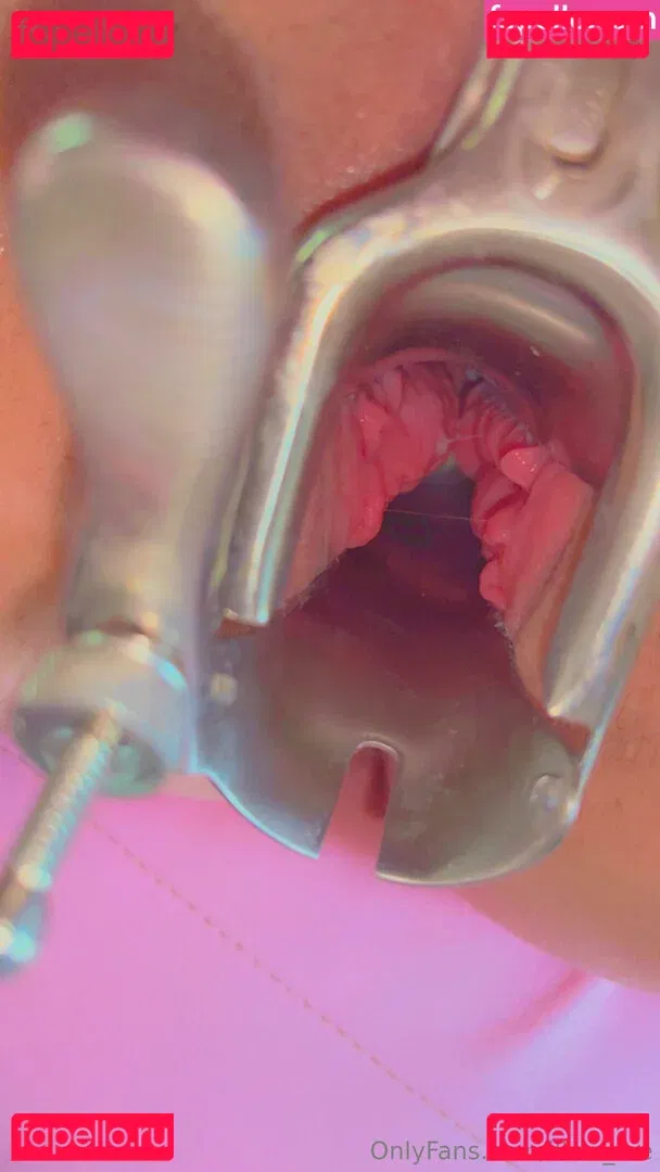 uwu.yor Onlyfans Photo Gallery 