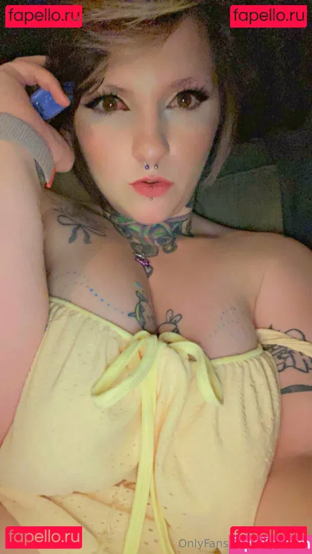 uwu.yor Onlyfans Photo Gallery 