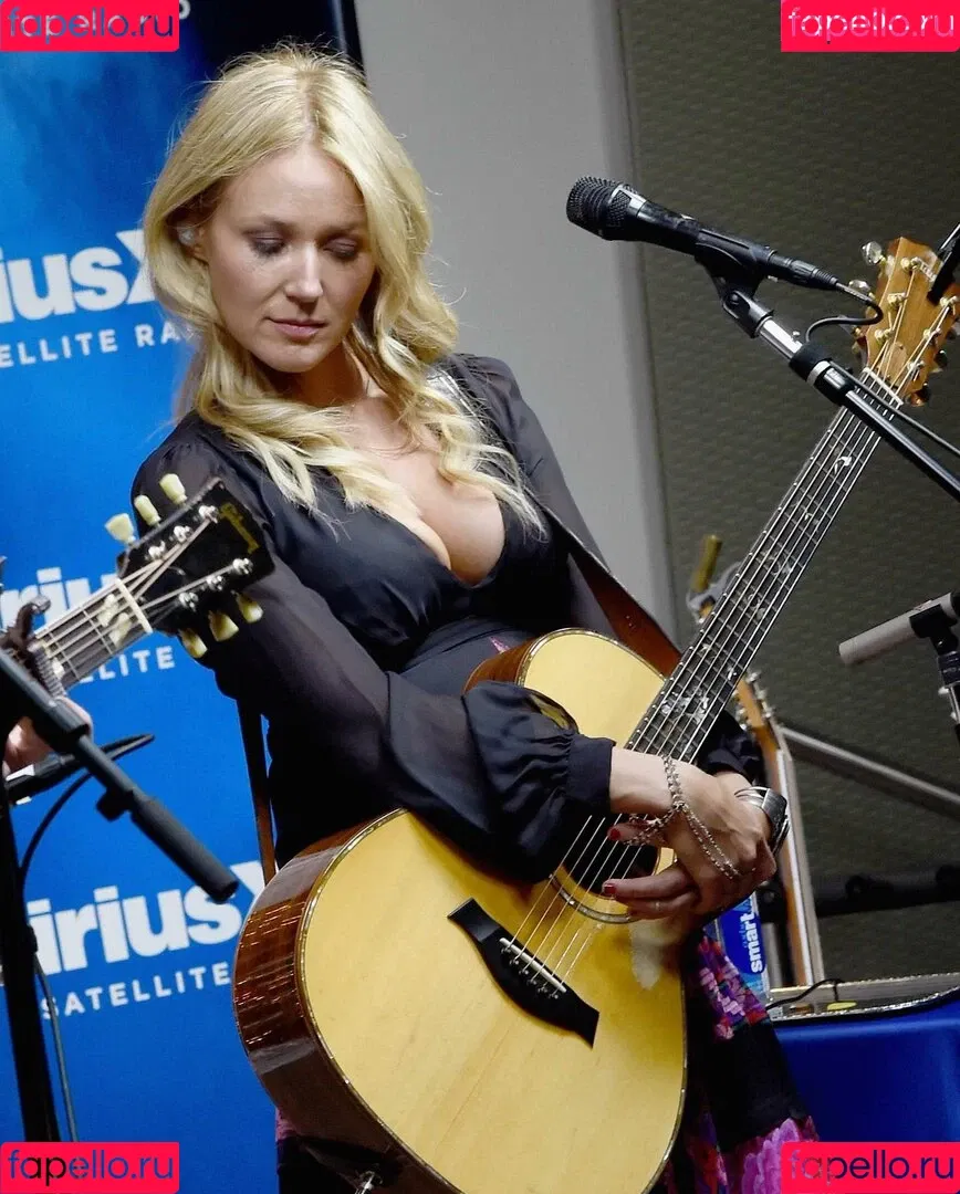 Jewel Kilcher Onlyfans Photo Gallery 